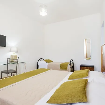 Bed and breakfast Ginevra 3*