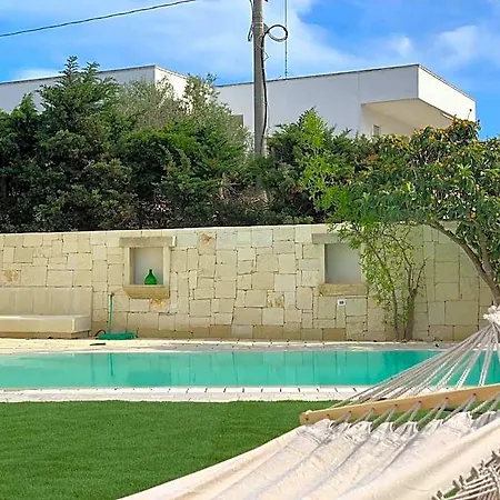 Ginevra Bed & Breakfast 3*